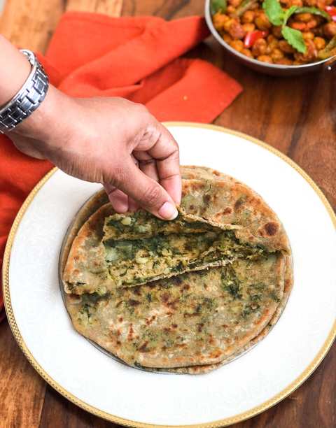 Bathua aloo paratha recette Recette Indienne Traditionnelle