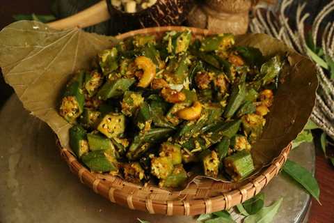 Bhindi avec recette de cajou et de noix de coco Sabzi Recette Indienne Traditionnelle