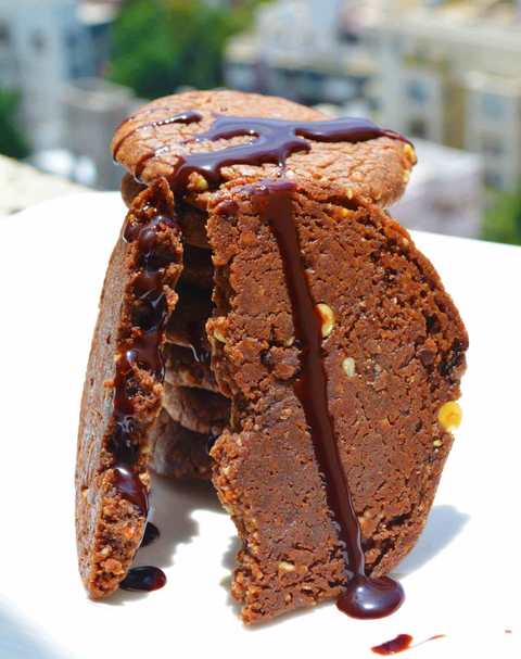 Biscuits au chocolat noir oculaire avec recette d’amandes Recette Indienne Traditionnelle
