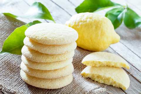 Biscuits à pâte à repasser avec recette de zeste d’agrumes Recette Indienne Traditionnelle