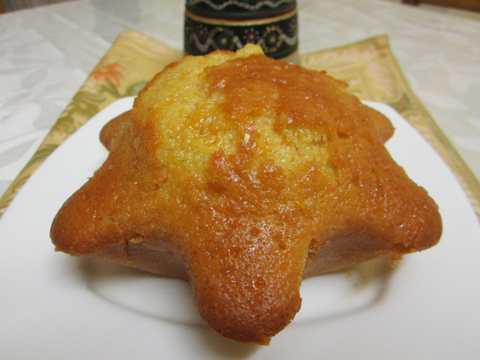 Blé entier et jowar (millet de perles) gâteau orange avec recette de glaçure orange Recette Indienne Traditionnelle