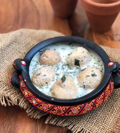 Chaas Dahi Vada Recette – Dahi Vada dans un babeurre rafraîchissant Recette Indienne Traditionnelle