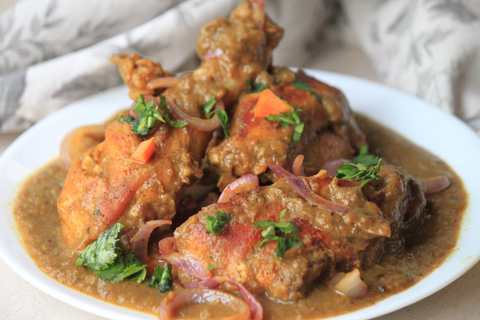 Chicken Korma Recette – Curry de poulet de style Mughlai Recette Indienne Traditionnelle
