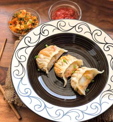 Chicken Schezwan Momo – Recette de boulette de poulet à la vapeur Recette Indienne Traditionnelle