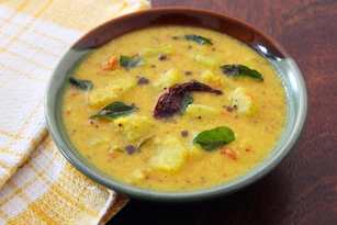 Chow Chow Thakkali Koo Recette – Courge de Chayote dans Dal Coconut Curry Recette Indienne Traditionnelle