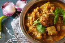 Dal Ghiya avec la recette Punjabi Wadiyan – Lentilles avec bouteilles Gourd et boulettes de lentilles séchées Recette Indienne Traditionnelle
