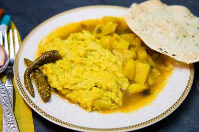 Foxtail Millet Khichdi Recette avec Batata Aloo Nu Shaak Recette Indienne Traditionnelle