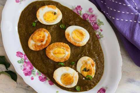 Kolhapuri Palak Recette de curry oeuf Recette Indienne Traditionnelle