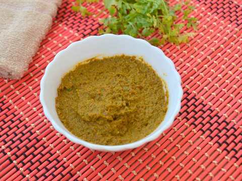 Kothamalli Recette Thogayal | Coriandre feuilles chutney Recette Indienne Traditionnelle