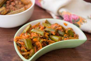 Long Brinjal Masala Recette - Green Baingan Sabzi Recette Indienne Traditionnelle