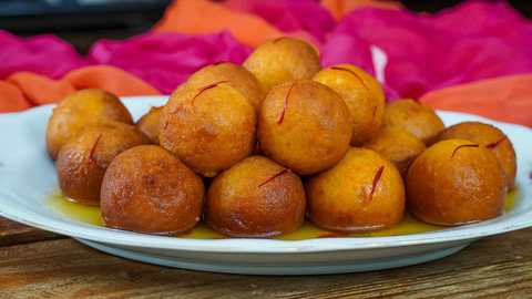 Maison facile Gulab Jamun Recette - Délicieux et savoureux Recette Indienne Traditionnelle