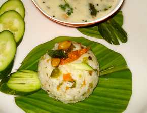 Makhana Moongphali Kadhi avec recette de riz Samvat Recette Indienne Traditionnelle