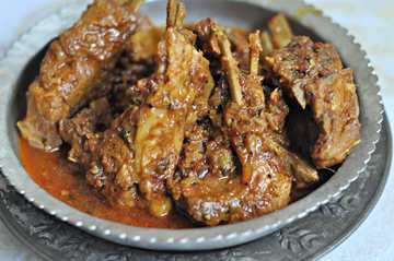 Mamsaam côtelettes recette (côtelettes d’agneau dans la sauce au poivron noir) Recette Indienne Traditionnelle