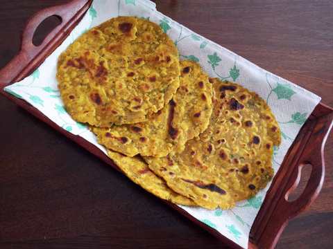 Masala Roti recette - pain plat indien mou et épicé Recette Indienne Traditionnelle