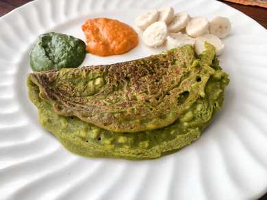Matar Besan et Paneer Cheela Recipe -Green Pois & Paneer Crêpes Recette Indienne Traditionnelle
