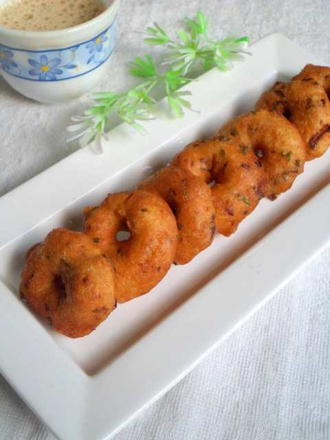 MEDU VADA avec recette d'oignon (beignets salés) Recette Indienne Traditionnelle