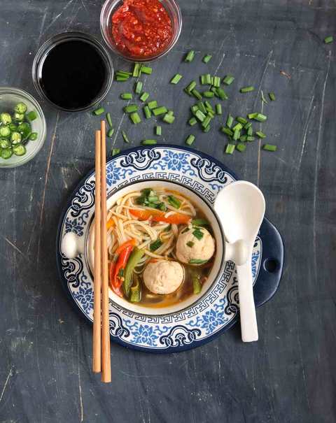 Mee Bakso Recette – soupe de nouilles de boulet de viande indonésienne Recette Indienne Traditionnelle