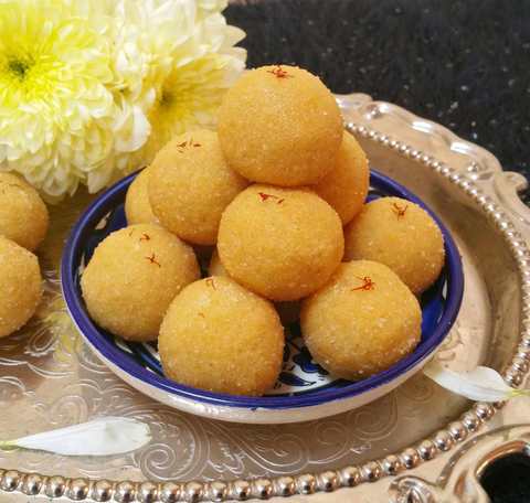 Moong Dal Recipe Ladoo Recette Indienne Traditionnelle