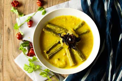 Muringakka Manga Mulakushyam – Mango & Drumstick Kootu Curry Recette Indienne Traditionnelle