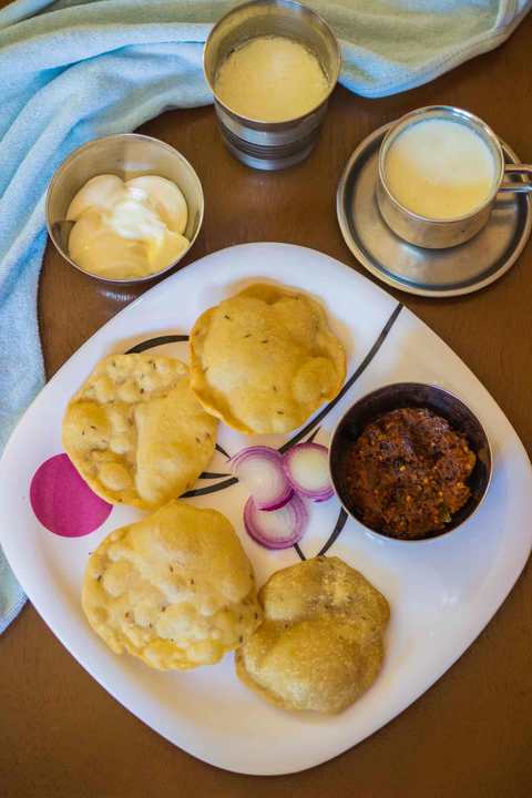 Nagori Puri Recette (Semolina Puri) Recette Indienne Traditionnelle