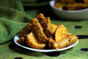 Odia Style Chuin Aloo Besara Recette-Potato & Drumsticks Fry In Mustard Coller Recette Indienne Traditionnelle