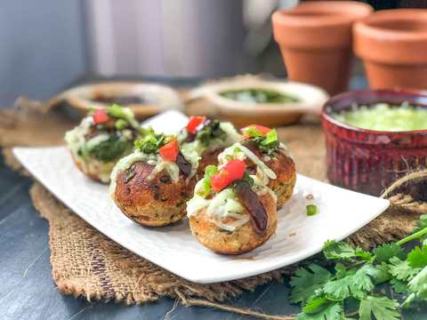 Paneer Makhana Gulgule Chaat Recette - Aucun oignon Pas d'ail Recette Indienne Traditionnelle