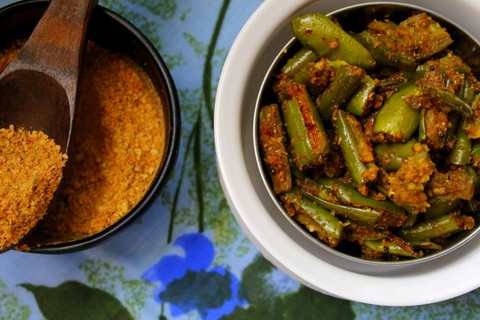 Podi Potta Pachhai Kathirikai | Brinjal Recette de frire avec poudre de curry Recette Indienne Traditionnelle