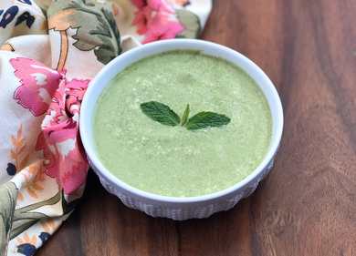 Pudina Dahi Chutney Recipe - Mint Yaourt Trempette Recette Indienne Traditionnelle