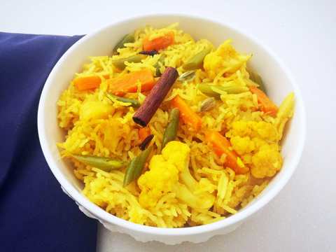 Recette d’Allahabadi Tehri (riz végétal de style up style) Recette Indienne Traditionnelle