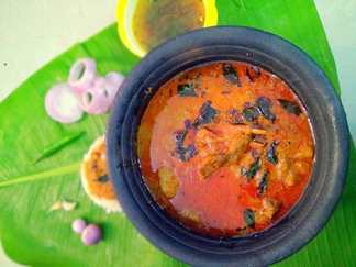 Recette Attirachi Kuzhambu - Spicy Mutton Gravy Recette Indienne Traditionnelle