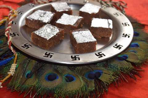 Recette de barfi au chocolat de haricots rouges Recette Indienne Traditionnelle
