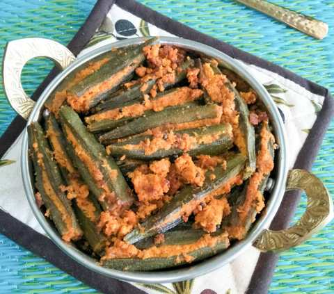 Recette de Bharli Bhendi - Bhindi en peluche de Maharashtrien Recette Indienne Traditionnelle