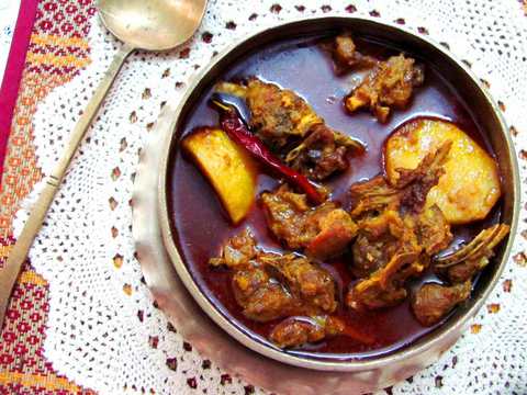 Recette de bouillon de viande de style bengali-mouton curry Recette Indienne Traditionnelle