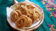 Recette de chakli de farine de blé entier Recette Indienne Traditionnelle