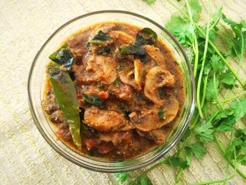 Recette de champignon de style Chettinad Recette Indienne Traditionnelle