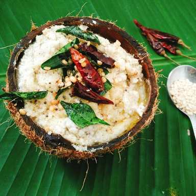 Recette de chutney de noix de coco indienne sud avec eau de coco Recette Indienne Traditionnelle