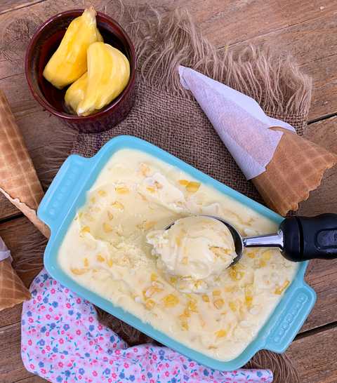 Recette de crème glacée Vegan Jackfruit avec lait de noix de coco Recette Indienne Traditionnelle