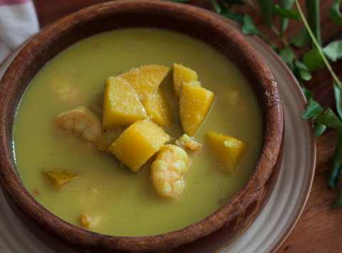 Recette de curry de crevettes de mangue crue Recette Indienne Traditionnelle