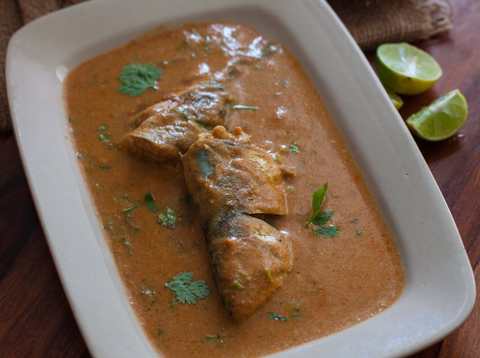 Recette de curry de poisson de Mughlai Recette Indienne Traditionnelle
