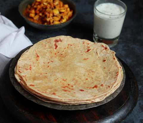 Recette Dashami Sweet Dashami (pain plat maharashtrien à base de farine de blé et de jus de canne à sucre) Recette Indienne Traditionnelle