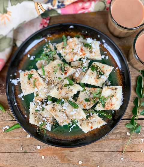 Recette DHOKLA – Semolina et Oats à la vapeur DHOKLA Recette Indienne Traditionnelle