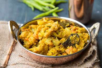 Recette de frire au poivre du chou-fleur (style Chettinad) Recette Indienne Traditionnelle