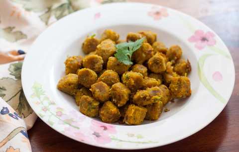Recette de Gajar Vadi – Dumplings carottes cuits à la vapeur de style maharashtrien Recette Indienne Traditionnelle