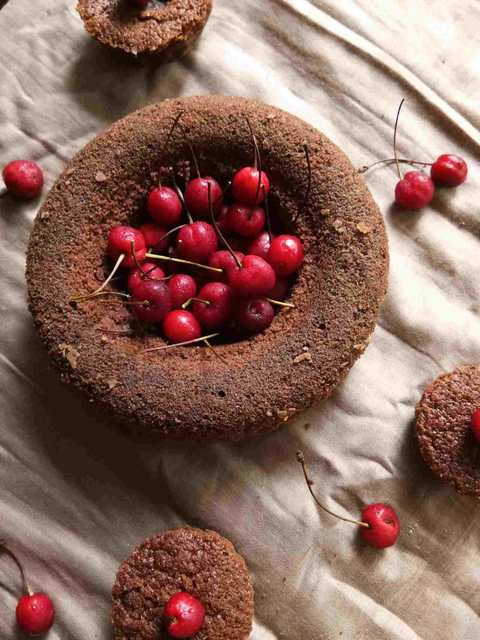 Recette de gâteau de cerise au chocolat noir Recette Indienne Traditionnelle