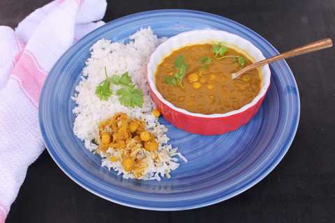 Recette de Goan Chana Ros (Curry des pois blancs) Recette Indienne Traditionnelle