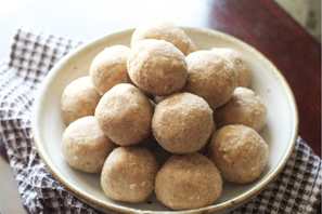 Recette Gond Ke Ladooo – Gum de gomme comestible Ladoo Recette Indienne Traditionnelle