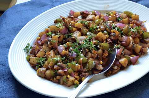 Recette de hachage de pommes de terre végétarienne Recette Indienne Traditionnelle