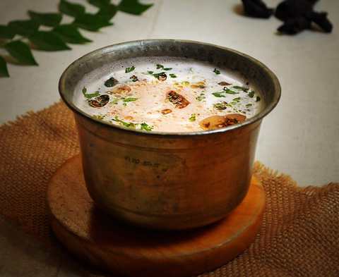 Recette de Karwar Style Lasani Kadhi – Curry Kokum et Coconut Curry Recette Indienne Traditionnelle