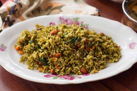 Recette de Kothamalli Karuveppilai Sadam – Feuilles de coriandre et de curry Riz Recette Indienne Traditionnelle