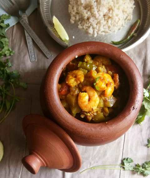 Recette de Lau Chingri (gourde bouteille et curry crevettes) Recette Indienne Traditionnelle